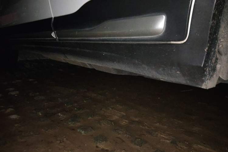 Used Geely Auto Emgrand X7 Sport 2020 1.8TD DCT Smart PRO Left Side Sill