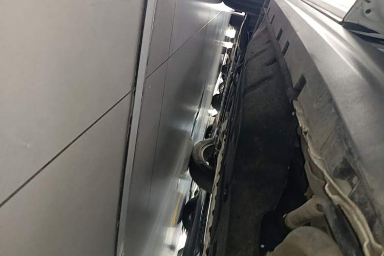 Used Geely Auto Emgrand X7 Sport 2020 1.8TD DCT Zhi Ling PRO Left Side Sill