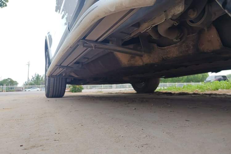 Used Geely Auto Emgrand X7 Sport 2020 1.5TD Automatic Smart Connect PRO Left Side Sill