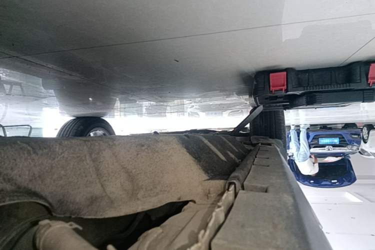 Used Geely Auto Emgrand X7 Sport 2020 1.8TD DCT ZhiZun PRO Left Side Sill