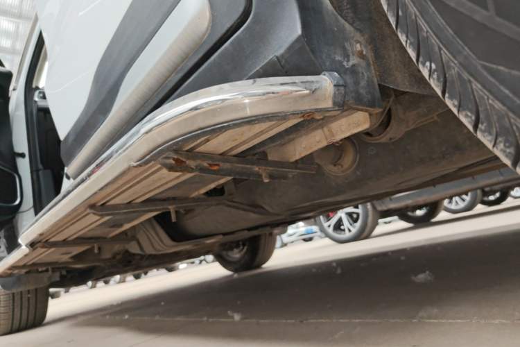 Used Geely Auto Emgrand X7 Sport 2020 1.8TD DCT Smart Connect PRO Left Side Sill