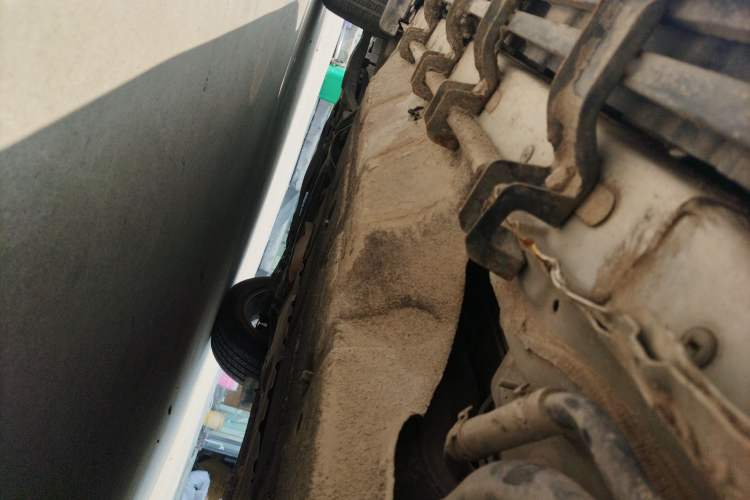 Used Geely Auto Emgrand X7 Sport 2020 1.8TD DCT Two-Wheel Drive Smart Connect 4G-Enabled Version Left Side Sill