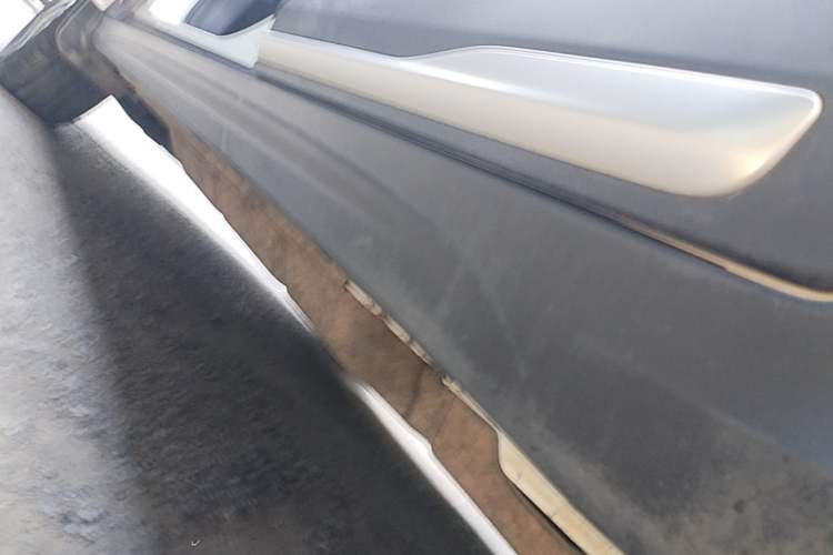 Used Geely Auto Emgrand X7 Sport 2020 1.8TD DCT Smart Connect PRO Left Side Sill