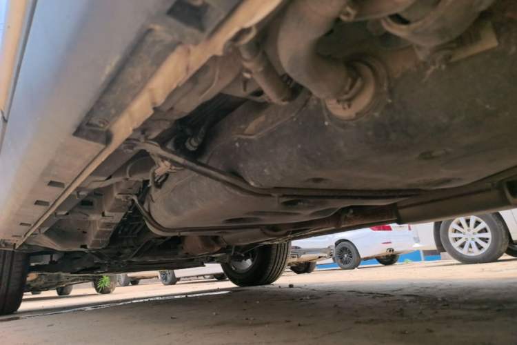 Used Geely Auto Emgrand X7 Sport 2020 1.8TD DCT Two-Wheel Drive Smart Connect 4G-Enabled Version Left Side Sill