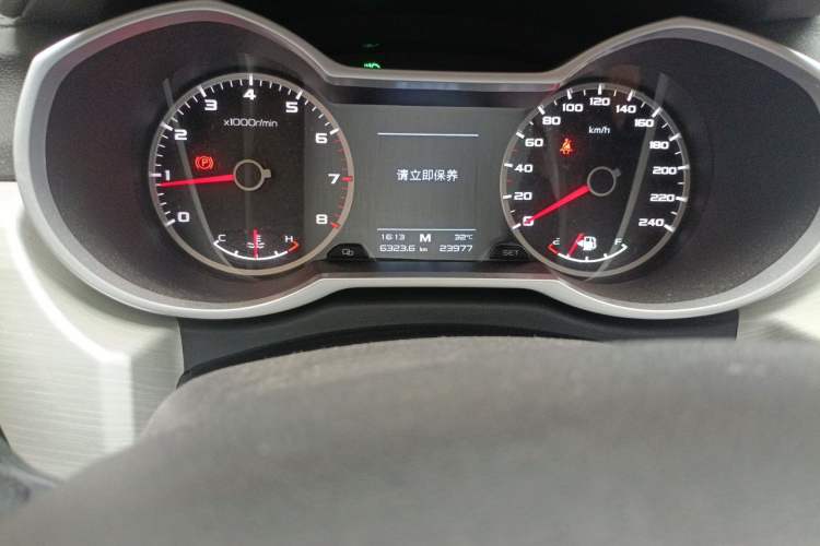 Used Geely Auto Emgrand X7 Sport 2020 1.8TD Manual Two-Wheel Drive Elite Version Odometer Close Up