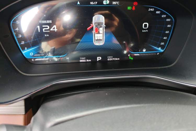 Used Geely Auto Emgrand X7 Sport 2020 1.8TD DCT Zhi Ling PRO Odometer Close Up