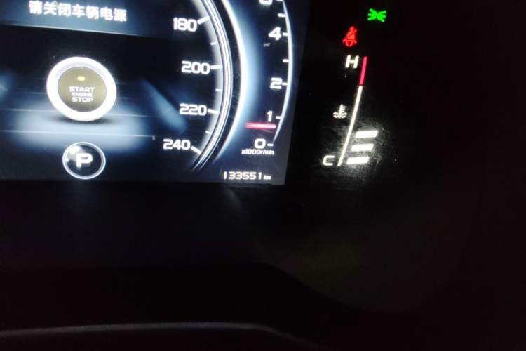 Used Geely Auto Emgrand X7 Sport 2020 1.8TD DCT Two-Wheel Drive Smart Connect 4G-Enabled Version Odometer Close Up