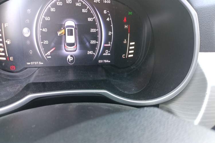 Used Geely Auto Emgrand X7 Sport 2020 1.8TD DCT Two-Wheel Drive Smart Connect 4G-Enabled Version Odometer Close Up