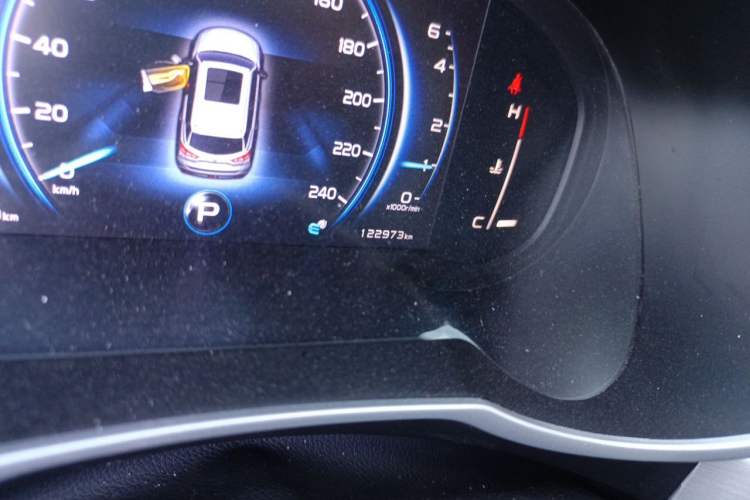 Used Geely Auto Emgrand X7 Sport 2020 1.8TD DCT Two-Wheel Drive Smart Connect 4G-Enabled Version Odometer Close Up