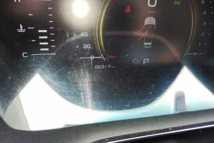 Used Geely Auto Emgrand X7 Sport 2020 1.8TD DCT Smart PRO Odometer Close Up