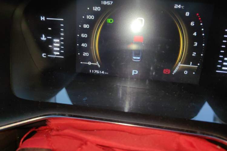 Used Geely Auto Emgrand X7 Sport 2020 1.8TD DCT Smart Connect PRO Odometer Close Up