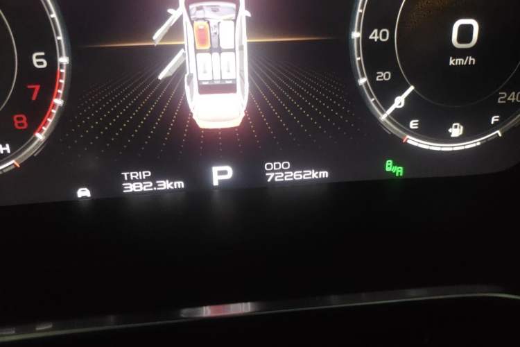 Used Geely Auto Emgrand X7 Sport 2020 1.8TD DCT Zhi Ling PRO Odometer Close Up