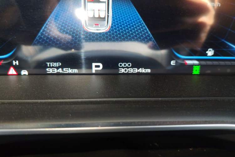 Used Geely Auto Emgrand X7 Sport 2020 1.8TD DCT ZhiZun PRO Odometer Close Up