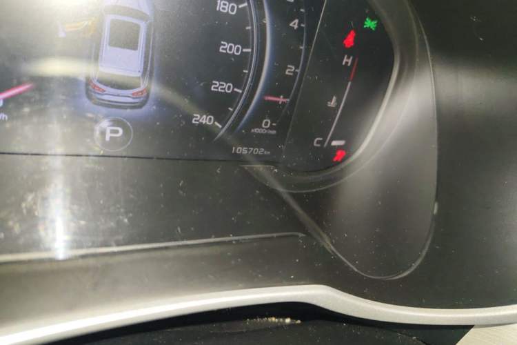 Used Geely Auto Emgrand X7 Sport 2020 1.8TD DCT Two-Wheel Drive Smart Connect 4G-Enabled Version Odometer Close Up