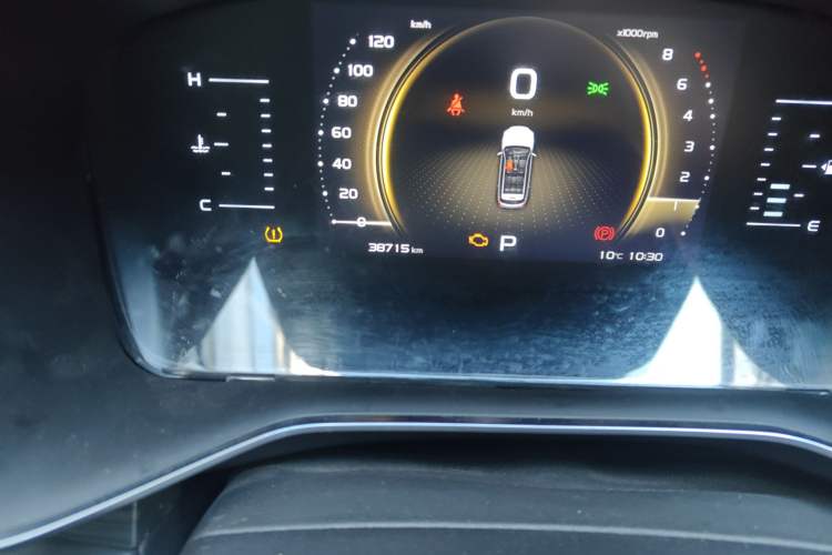 Used Geely Auto Emgrand X7 Sport 2020 1.5TD Automatic Smart Connect PRO Odometer Close Up