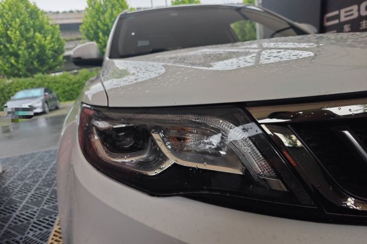 Used Geely Auto Emgrand X7 Sport 2020 1.8TD DCT Two-Wheel Drive Smart Connect 4G-Enabled Version Right Front Headlight