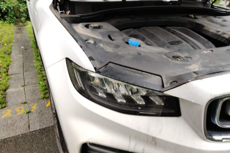Used Geely Auto Emgrand X7 Sport 2020 1.8TD DCT ZhiZun PRO Right Front Headlight