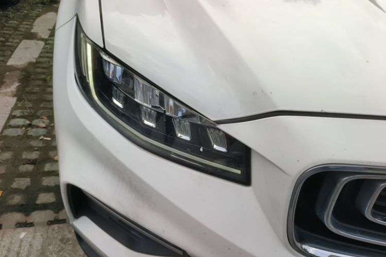 Used Geely Auto Emgrand X7 Sport 2020 1.5TD Automatic Smart Connect PRO Right Front Headlight