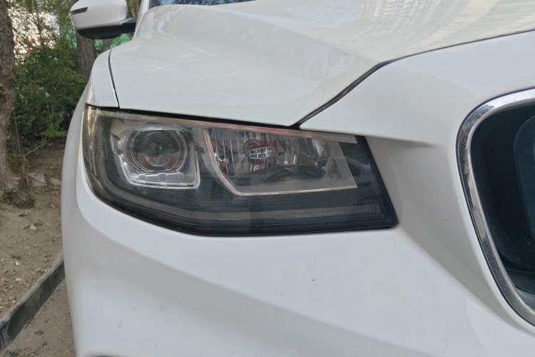 Used Geely Auto Emgrand X7 Sport 2020 1.8TD DCT Smart Connect PRO Right Front Headlight
