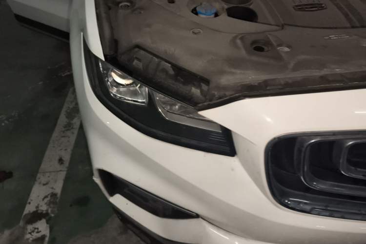 Used Geely Auto Emgrand X7 Sport 2020 1.8TD DCT Smart Connect PRO Right Front Headlight