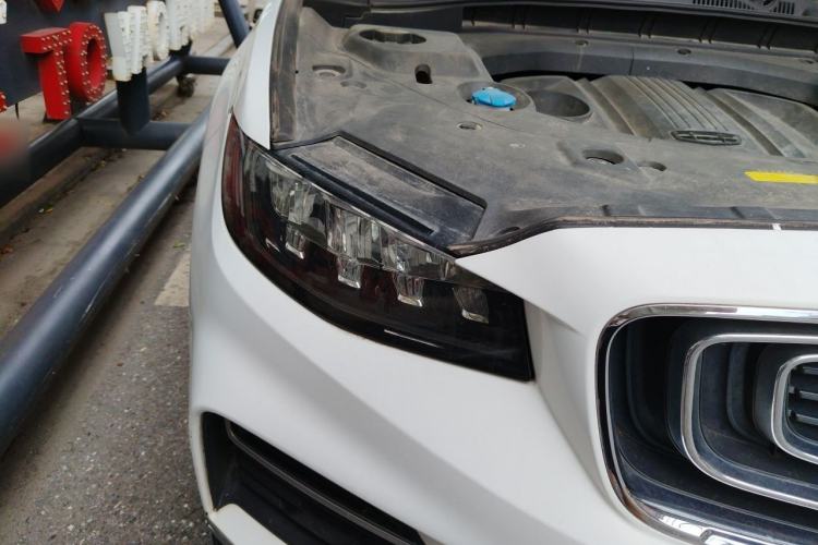 Used Geely Auto Emgrand X7 Sport 2020 1.8TD DCT Zhi Ling PRO Right Front Headlight