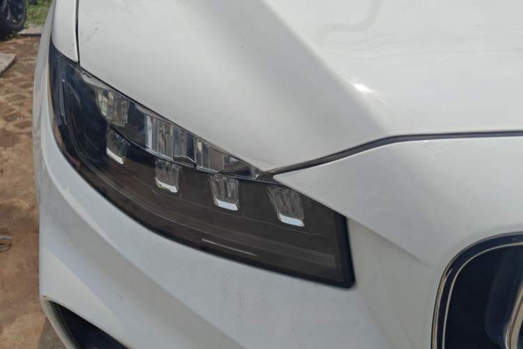 Used Geely Auto Emgrand X7 Sport 2020 1.8TD DCT ZhiZun PRO Right Front Headlight