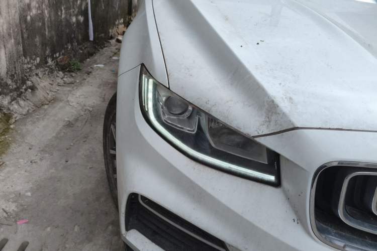 Used Geely Auto Emgrand X7 Sport 2020 1.8TD DCT Smart Connect PRO Right Front Headlight
