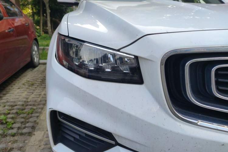 Used Geely Auto Emgrand X7 Sport 2020 1.5TD Automatic Smart Connect PRO Right Front Headlight