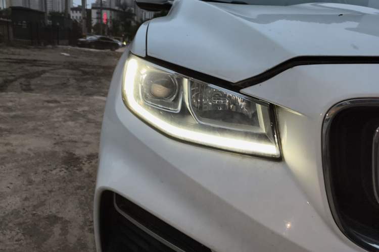 Used Geely Auto Emgrand X7 Sport 2020 1.8TD DCT Smart Connect PRO Right Front Headlight
