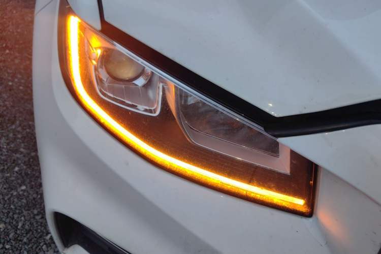 Used Geely Auto Emgrand X7 Sport 2020 1.8TD DCT Smart Connect PRO Right Front Headlight