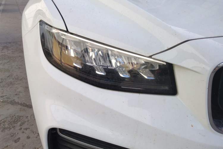 Used Geely Auto Emgrand X7 Sport 2020 1.8TD DCT Smart PRO Right Front Headlight