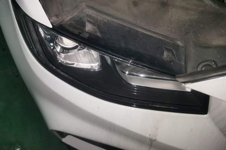 Used Geely Auto Emgrand X7 Sport 2020 1.8TD DCT Smart Connect PRO Right Front Headlight