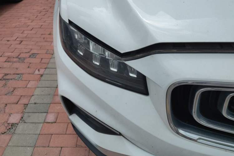 Used Geely Auto Emgrand X7 Sport 2020 1.8TD DCT Smart PRO Right Front Headlight
