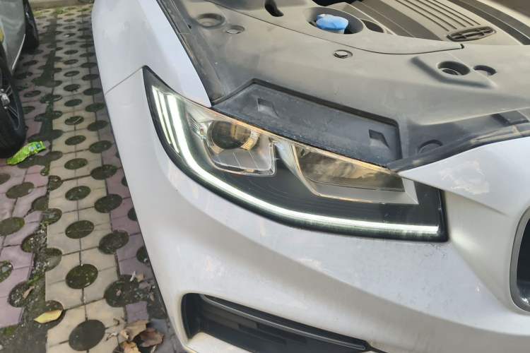 Used Geely Auto Emgrand X7 Sport 2020 1.8TD DCT Smart Connect PRO Right Front Headlight