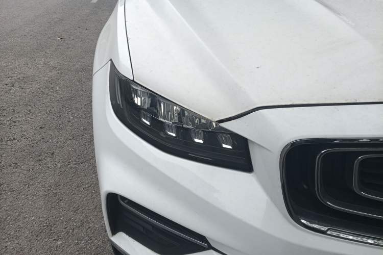 Used Geely Auto Emgrand X7 Sport 2020 1.8TD DCT Smart PRO Right Front Headlight