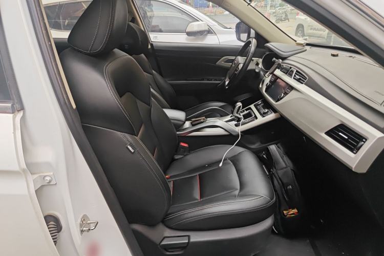 Used Geely Auto Emgrand X7 Sport 2020 1.8TD DCT Two-Wheel Drive Smart Connect 4G-Enabled Version Right Front Seat