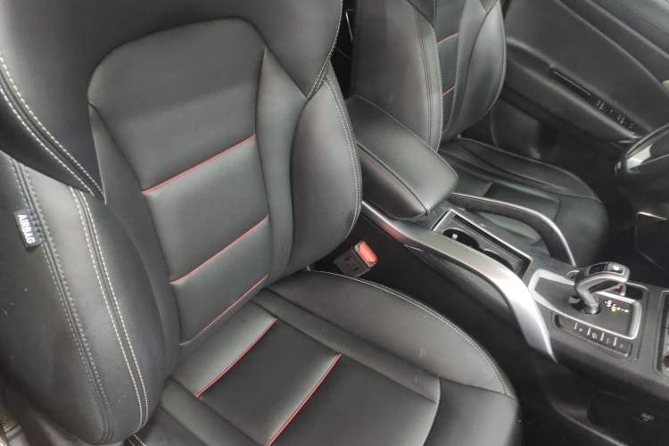 Used Geely Auto Emgrand X7 Sport 2020 1.8TD DCT Two-Wheel Drive Smart Connect 4G-Enabled Version Right Front Seat