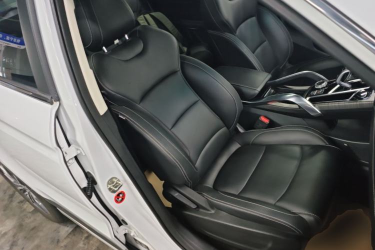 Used Geely Auto Emgrand X7 Sport 2020 1.5TD Automatic Smart Connect PRO Right Front Seat