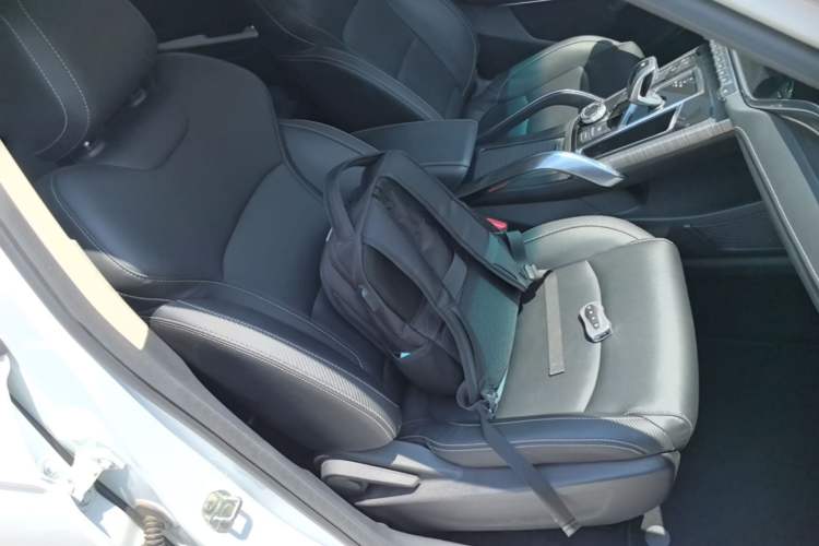 Used Geely Auto Emgrand X7 Sport 2020 1.8TD DCT Smart Connect PRO Right Front Seat