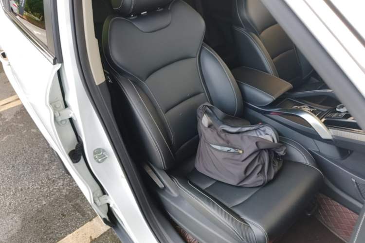 Used Geely Auto Emgrand X7 Sport 2020 1.8TD DCT Smart Connect PRO Right Front Seat