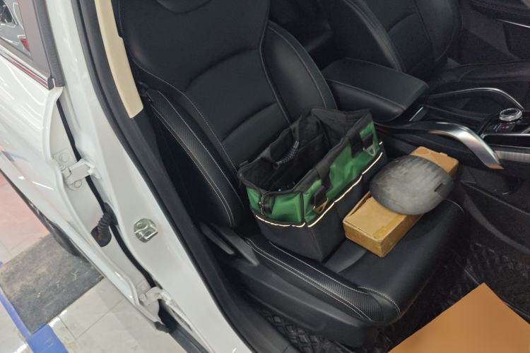 Used Geely Auto Emgrand X7 Sport 2020 1.8TD DCT Smart Connect PRO Right Front Seat