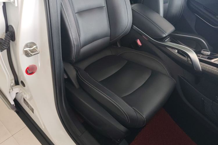 Used Geely Auto Emgrand X7 Sport 2020 1.5TD Automatic Smart Connect PRO Right Front Seat