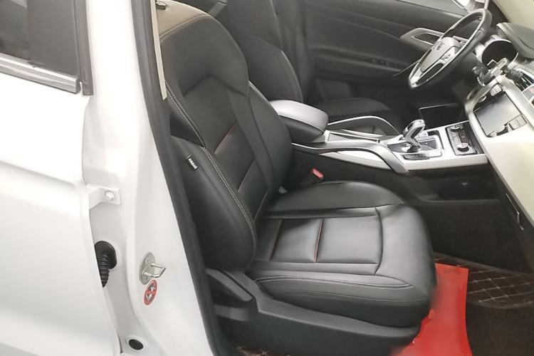 Used Geely Auto Emgrand X7 Sport 2020 1.8TD DCT Two-Wheel Drive Smart Connect 4G-Enabled Version Right Front Seat