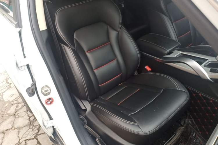 Used Geely Auto Emgrand X7 Sport 2020 1.8TD DCT Two-Wheel Drive Zhiya Model Right Front Seat