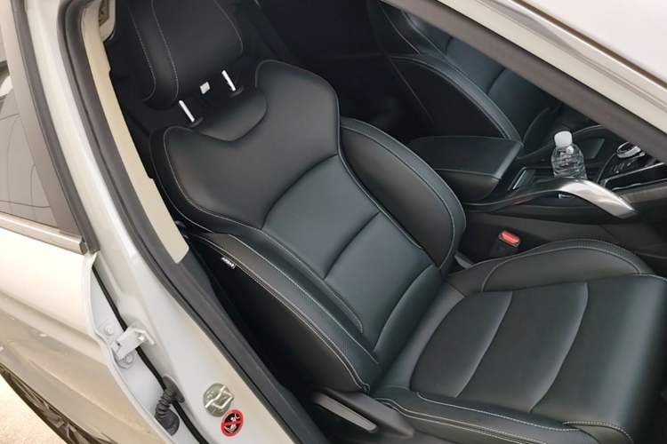 Used Geely Auto Emgrand X7 Sport 2020 1.5TD Automatic Smart Connect PRO Right Front Seat