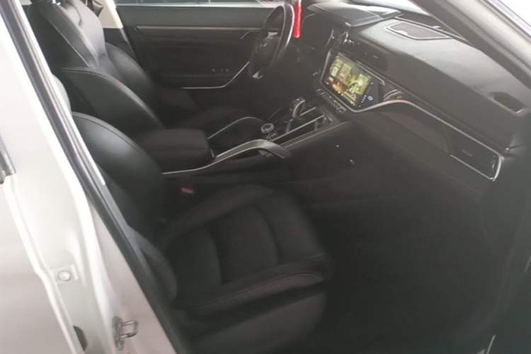 Used Geely Auto Emgrand X7 Sport 2020 1.5TD Automatic Smart Connect PRO Right Front Seat