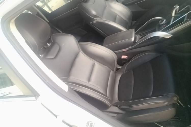 Used Geely Auto Emgrand X7 Sport 2020 1.8TD DCT ZhiZun PRO Right Front Seat