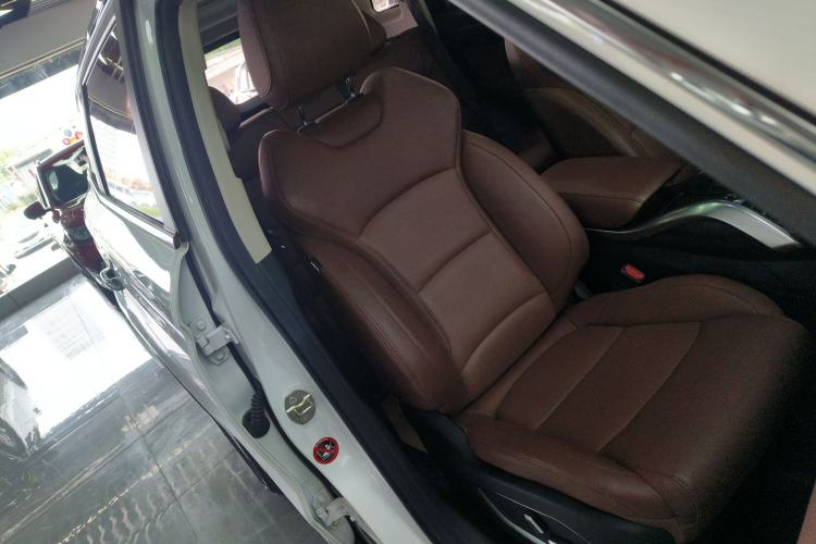 Used Geely Auto Emgrand X7 Sport 2020 1.8TD DCT Zhi Ling PRO Right Front Seat