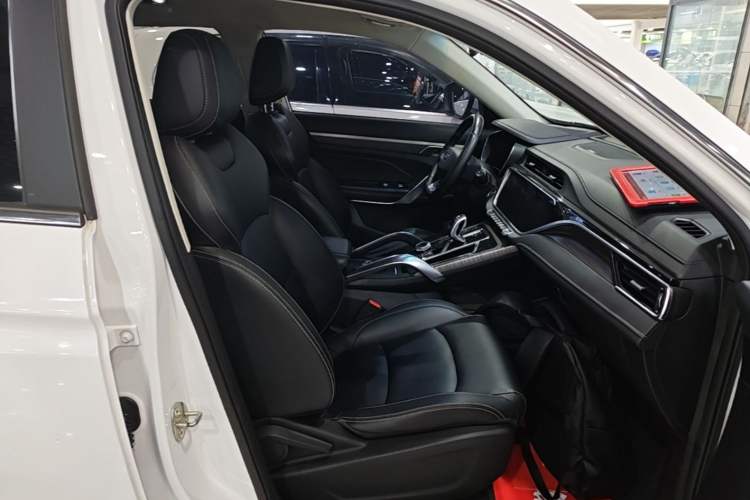 Used Geely Auto Emgrand X7 Sport 2020 1.8TD DCT Smart Connect PRO Right Front Seat