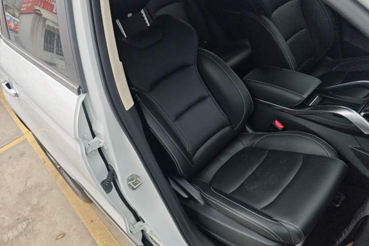 Used Geely Auto Emgrand X7 Sport 2020 1.8TD DCT Smart Connect PRO Right Front Seat